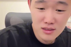 湖人博主老张吐槽：东契奇不传球，队友陪跑5分钟摸不着球冷死了